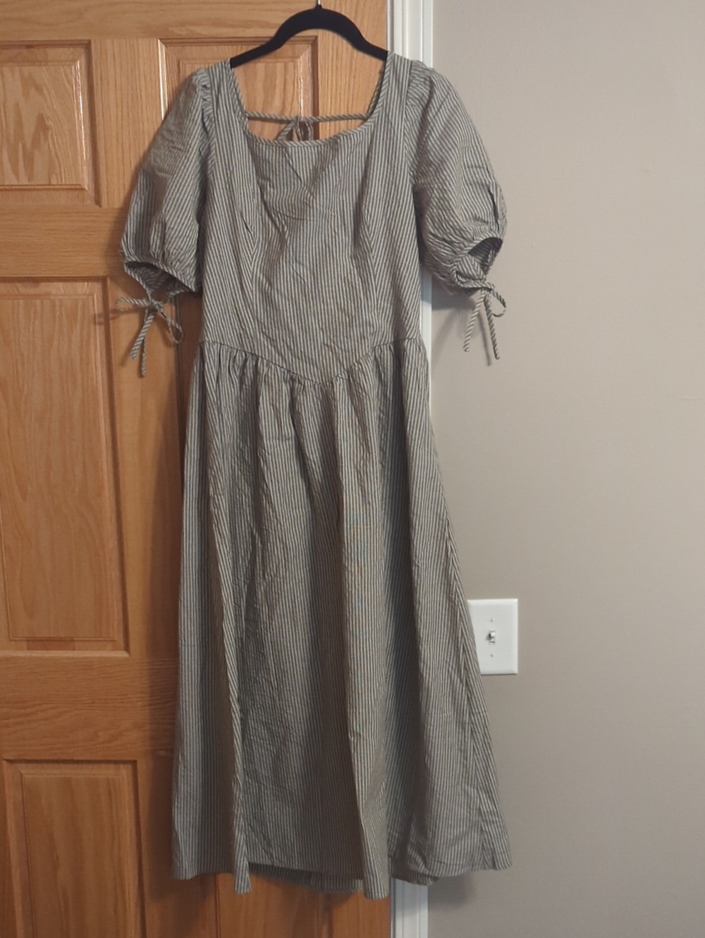 Neuflora Edith Dress